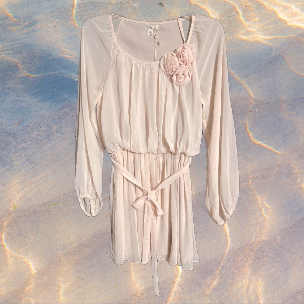 Chiffon dress with slip underlay..slim belted